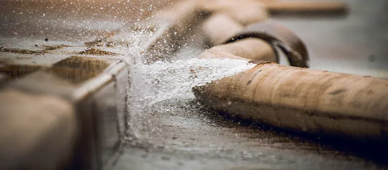 Fix Leaking Pipe in Niagara-on-the-Lake, Ontario